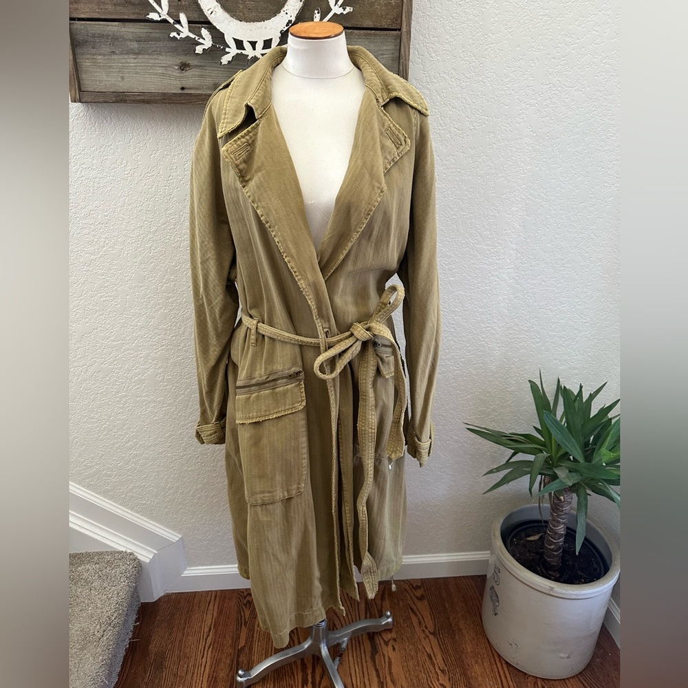 Free People We The Free Beige Tan Khaki trench coat Jacket ladies large